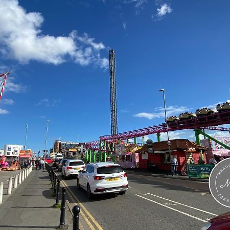 Seaview 145 - Pet Friendly, Bath And Close To Beach & Fantasy Island - Meadow Lakes Caravan & Lodge Hire インゴールドメルズ エクステリア 写真